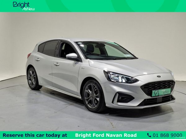 Ford Focus Hatchback, Petrol Hybrid, 2022, Grey