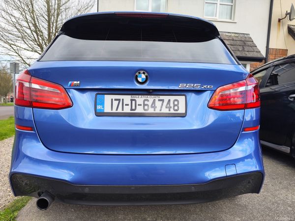 BMW 2-Series Hatchback, Petrol Plug-in Hybrid, 2017, Blue