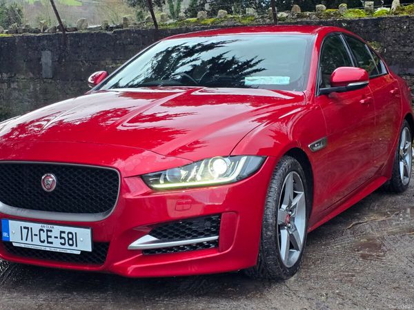 Jaguar XE Saloon, Diesel, 2017, Red