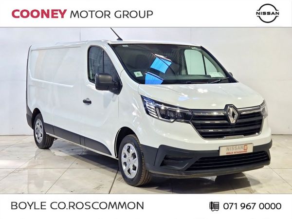 Renault Trafic MPV, Diesel, 2024, White