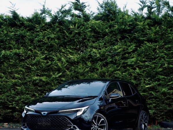 Toyota Corolla Saloon, Petrol Hybrid, 2023, Black
