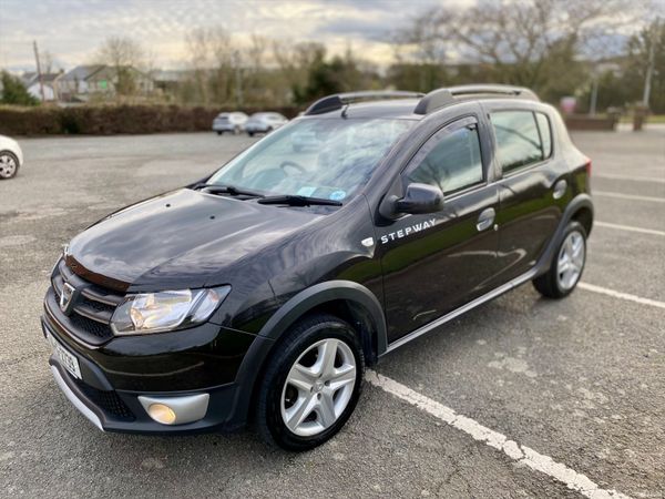 Dacia Sandero Stepway Hatchback, Diesel, 2014, Black
