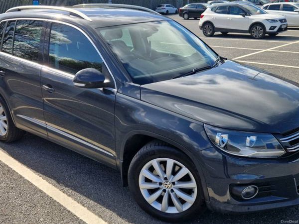 Volkswagen Tiguan SUV, Diesel, 2014, Grey