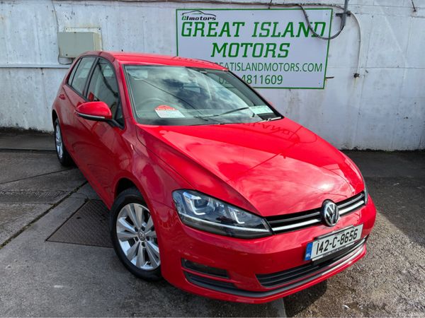 Volkswagen Golf Hatchback, Petrol, 2014, Red