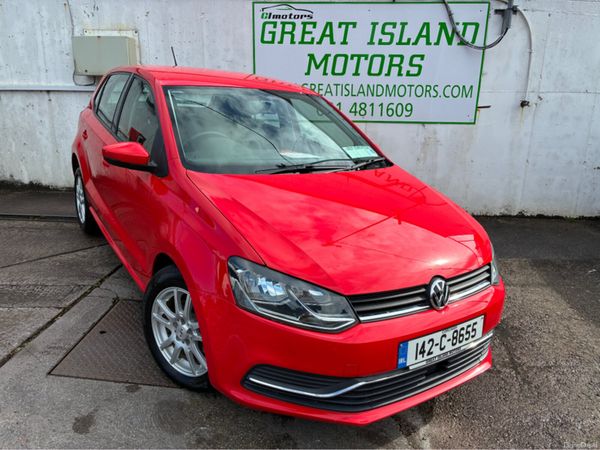 Volkswagen Polo Hatchback, Petrol, 2014, Red