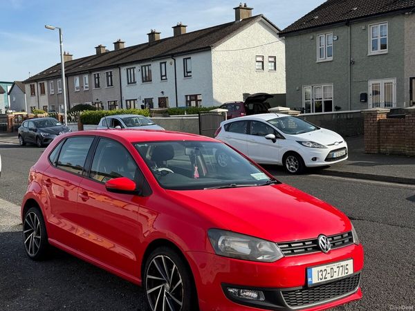Volkswagen Polo Hatchback, Petrol, 2013, Red