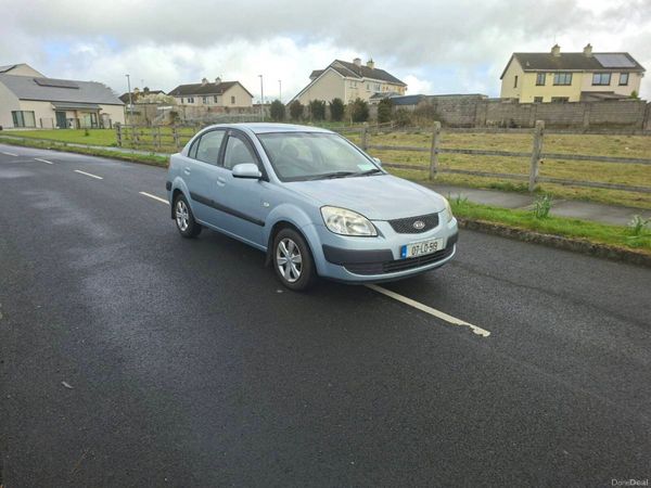 Kia Rio Saloon, Petrol, 2007, Silver