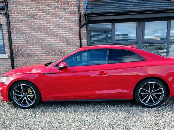 Audi A5 Coupe, Diesel, 2017, Red