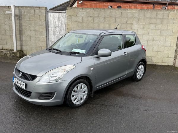 Suzuki Swift Hatchback, Petrol, 2013, Grey