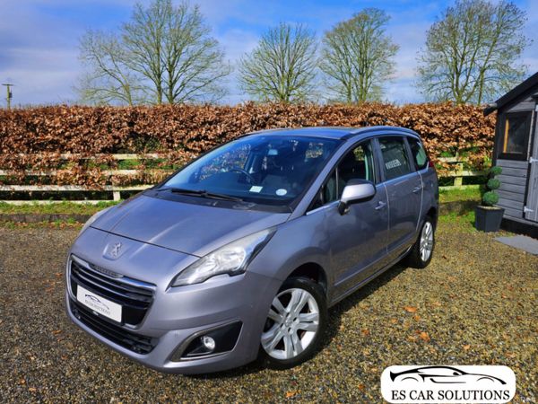 Peugeot 5008 MPV, Diesel, 2015, Grey