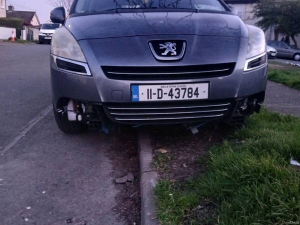 Peugeot 5008 MPV, Diesel, 2011, Grey