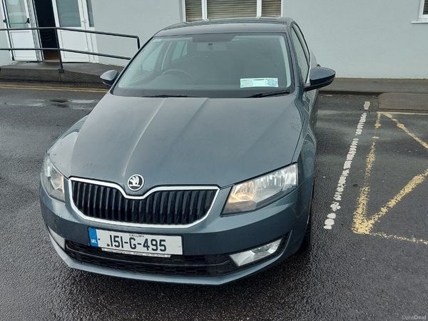 Skoda Octavia Saloon, Diesel, 2015, Grey