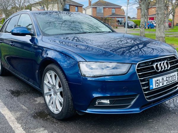 Audi A4 Estate, Petrol, 2015, Blue