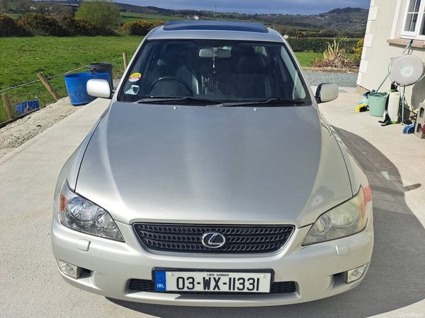 Lexus IS Saloon, Petrol, 2003, Silver