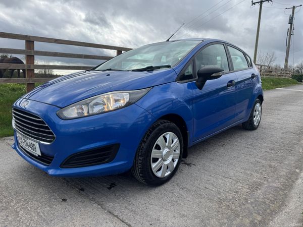 Ford Fiesta Hatchback, Petrol, 2013, Blue