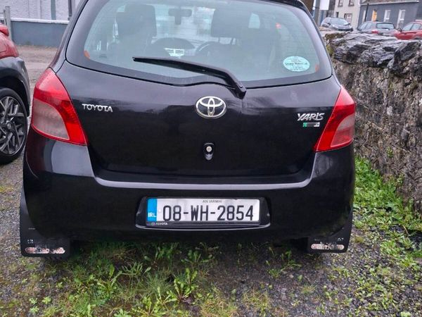 Toyota Yaris Hatchback, Petrol, 2008, Black
