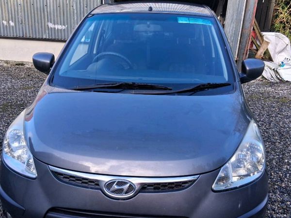 Hyundai i10 Hatchback, Petrol, 2010, Grey