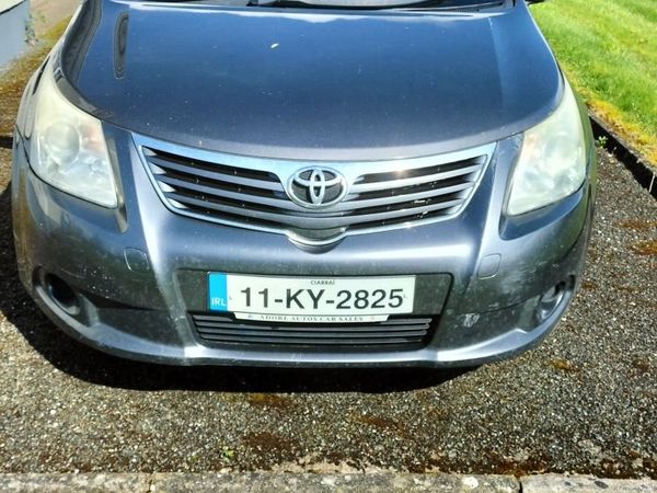 Toyota Avensis Saloon, Diesel, 2011, Grey