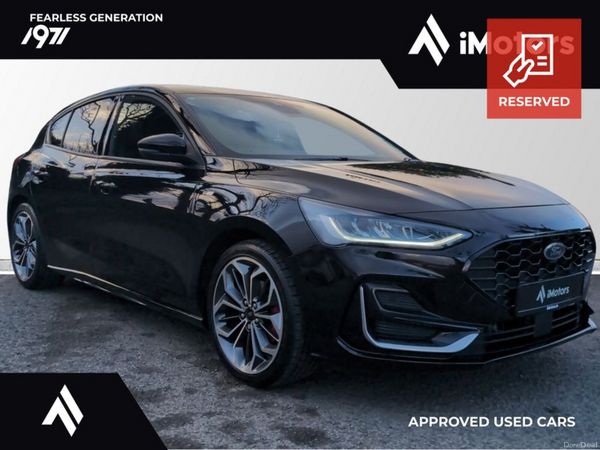 Ford Focus Hatchback, Petrol, 2022, Black