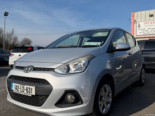 Hyundai i10 Hatchback, Petrol, 2014, Silver