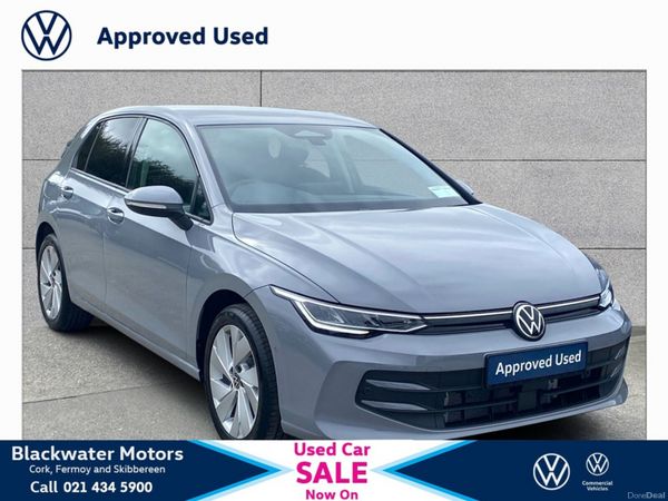 Volkswagen Golf Estate, Petrol, 2026, Grey