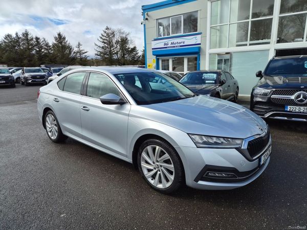 Skoda Octavia Saloon, Diesel, 2021, Grey