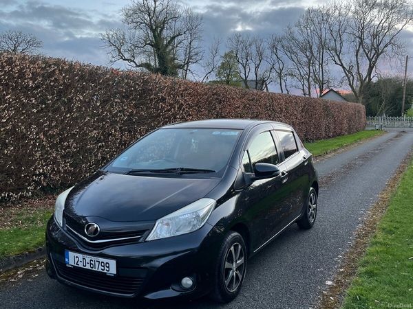 Toyota Vitz Hatchback, Petrol, 2012, Black