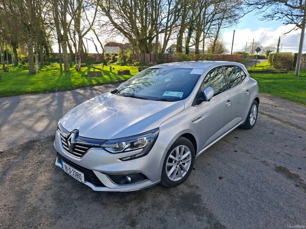 Renault Megane Hatchback, Diesel, 2018, Grey