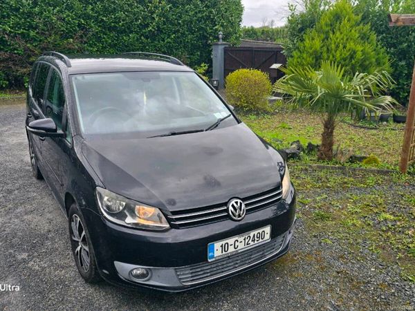 Volkswagen Touran MPV, Diesel, 2010, Black