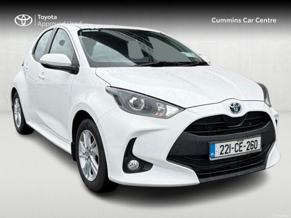 Toyota Yaris Hatchback, Petrol Hybrid, 2022, White