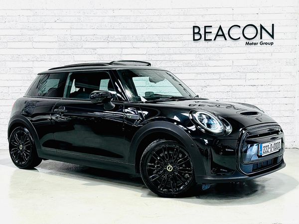 Mini Electric Hatchback, Electric, 2022, Black