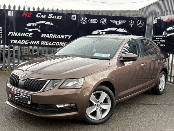Skoda Octavia Saloon, Petrol, 2018, Brown