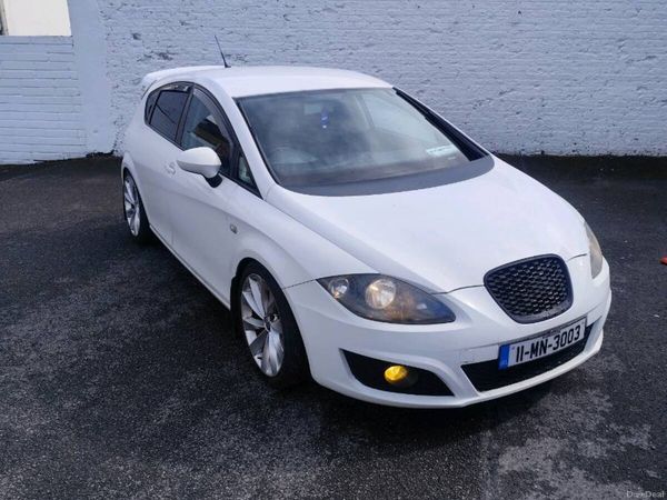 SEAT Leon Hatchback, Diesel, 2011, White
