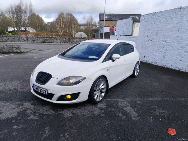 SEAT Leon Hatchback, Diesel, 2011, White