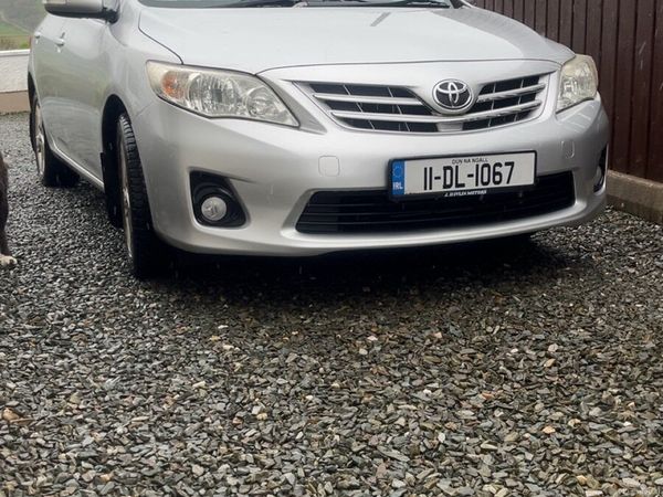 Toyota Corolla Saloon, Diesel, 2011, Silver