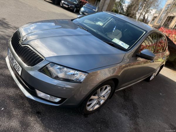 Skoda Octavia Hatchback, Diesel, 2013, Grey