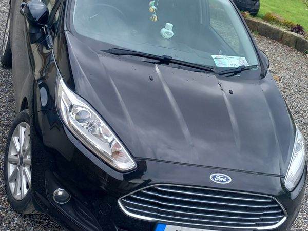 Ford Fiesta Hatchback, Diesel, 2017, Black