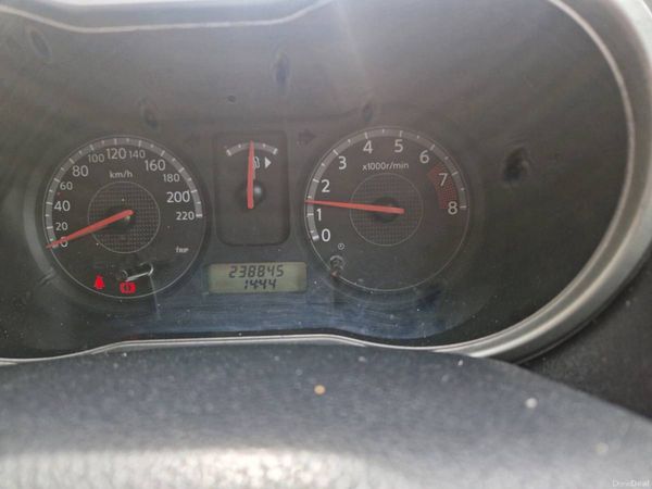 Nissan Note MPV, Petrol, 2006, Silver