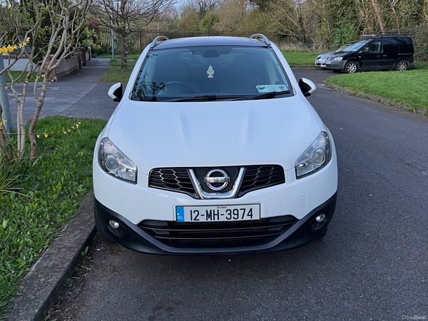 Nissan Qashqai Hatchback, Diesel, 2012, White