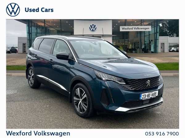 Peugeot 5008 MPV, Diesel, 2023, Blue