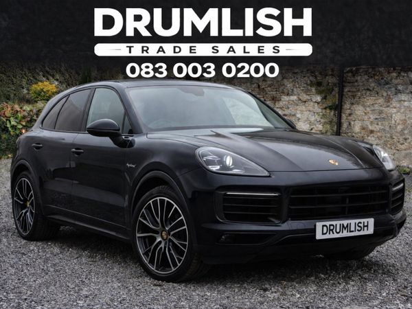 Porsche Cayenne SUV, Petrol Plug-in Hybrid, 2022, Blue