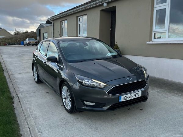 Ford Focus Hatchback, Diesel, 2016, Grey