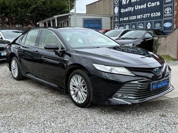 Toyota Camry Saloon, Petrol Hybrid, 2021, Black