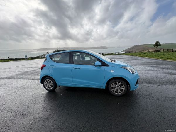 Hyundai i10 Hatchback, Petrol, 2014, Blue