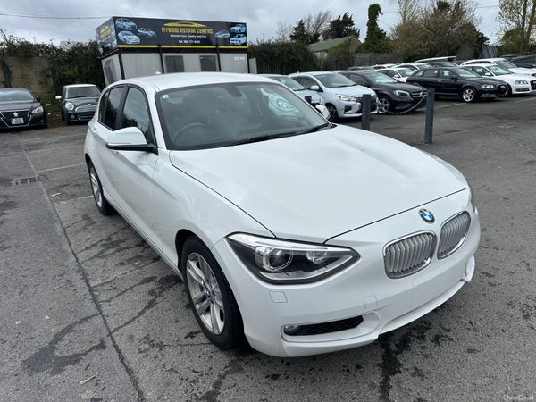 BMW 1-Series Hatchback, Petrol, 2014, White