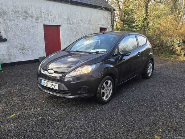 Ford Fiesta Hatchback, Petrol, 2010, Black
