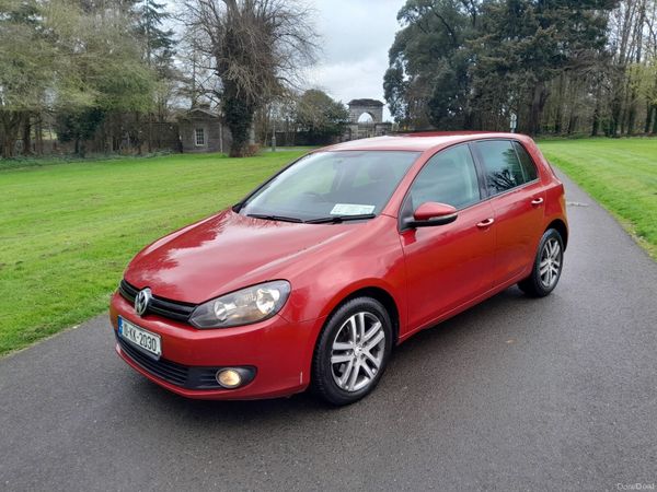 Volkswagen Golf Hatchback, Diesel, 2010, Red