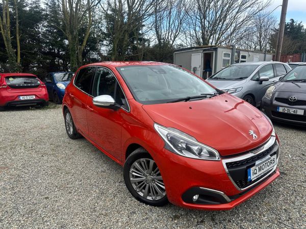 Peugeot 208 Hatchback, Petrol, 2017, Orange