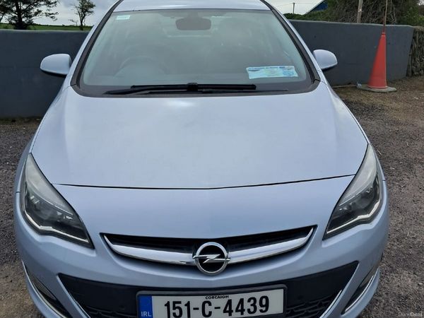Opel Astra Saloon, Diesel, 2015, Silver