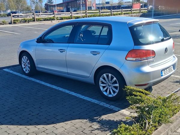 Volkswagen Golf Hatchback, Petrol, 2010, Silver
